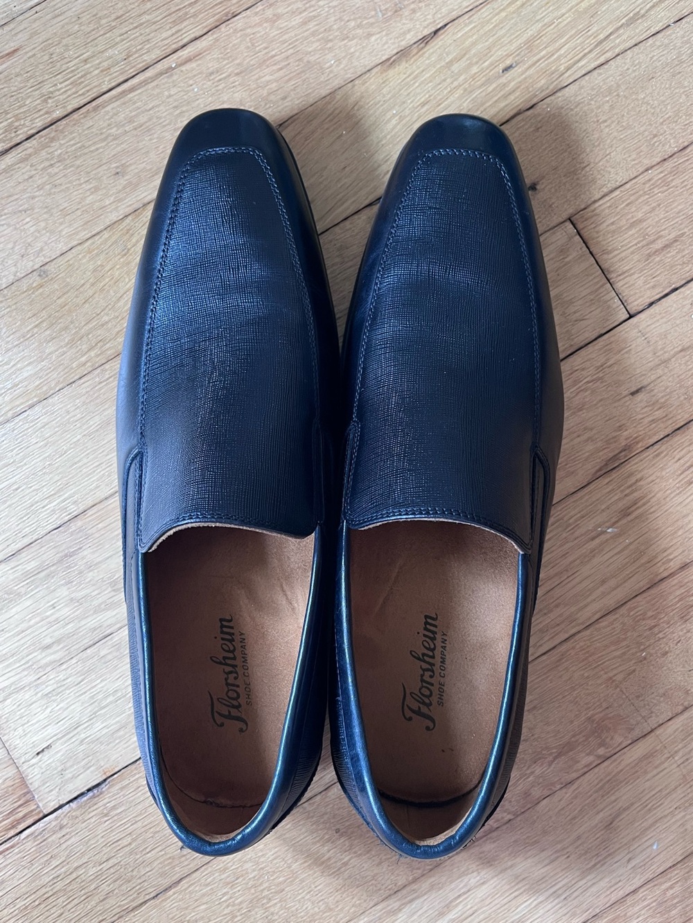 Florsheim Black Leather Jackson Moc Toe Venetian Slip-Ons— Like New!